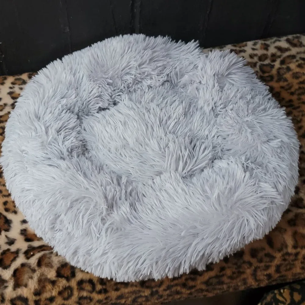 Pet Bed Round Nesting 16 in. Dog cat puppy kitten.. Bran New!